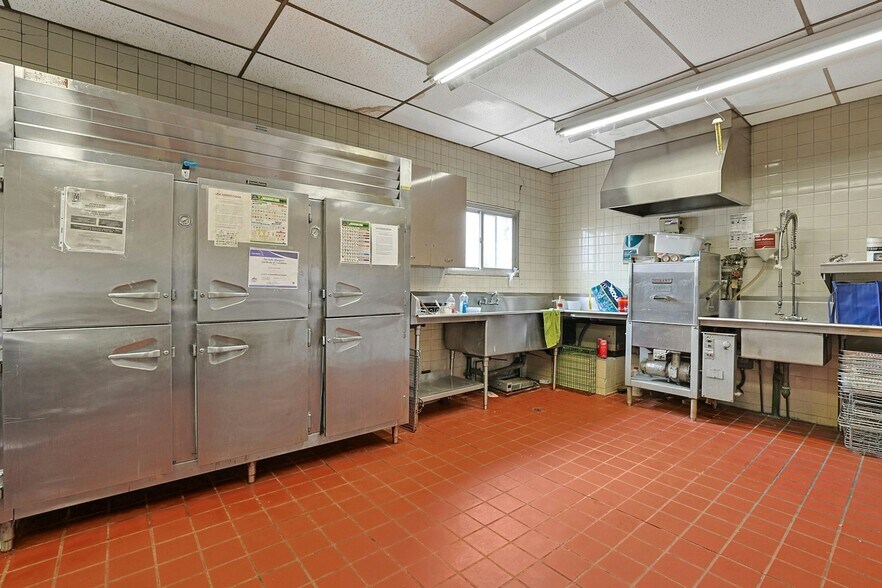 More Photos Of 311 Central Park Ave, Yonkers Specialty For Sale