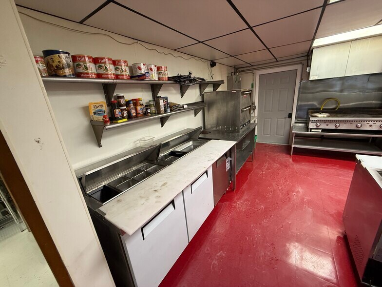 More Photos Of 1640 W US-2, Crystal Falls Restaurant For Sale