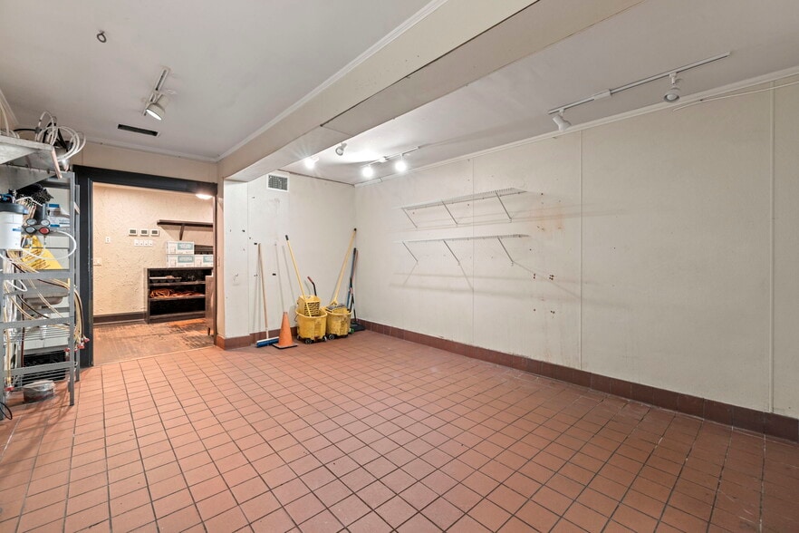 More Photos Of , Tampa General Retail For Sale