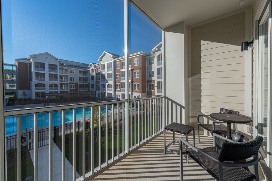 More Photos Of 2200 Carl D Silver Pky, Fredericksburg Apartments For Lease
