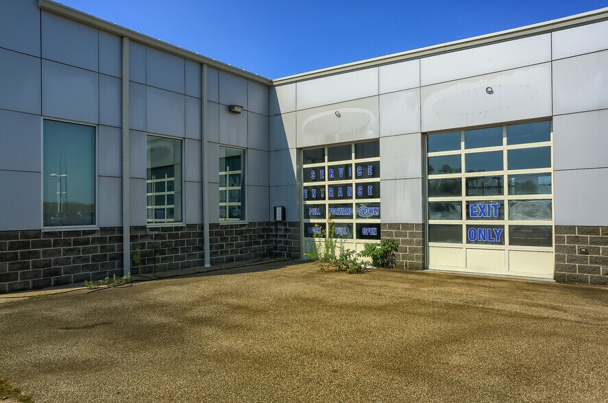 More Photos Of 3 Superior Way, Uniontown Auto Dealership For Sale