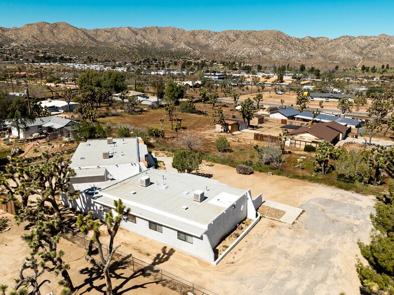 More Photos Of 7772 Jemez Trl, Yucca Valley Multifamily For Sale
