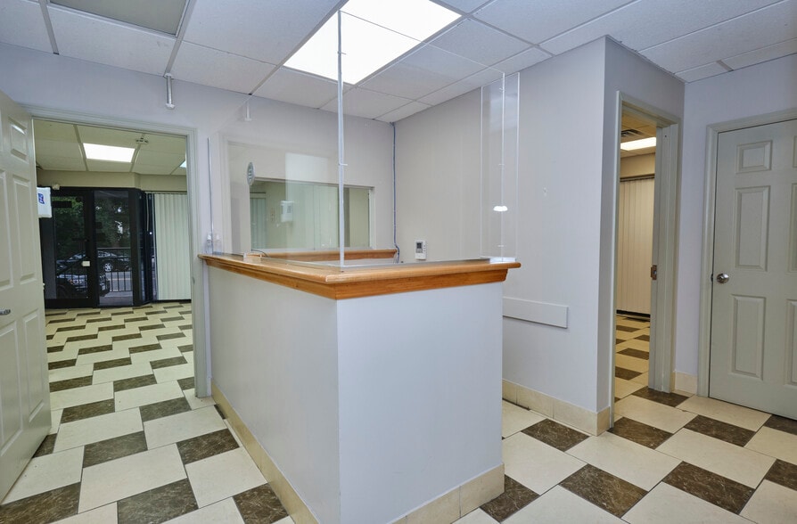 More Photos Of 2596-2598 Third Ave, Bronx Medical For Sale