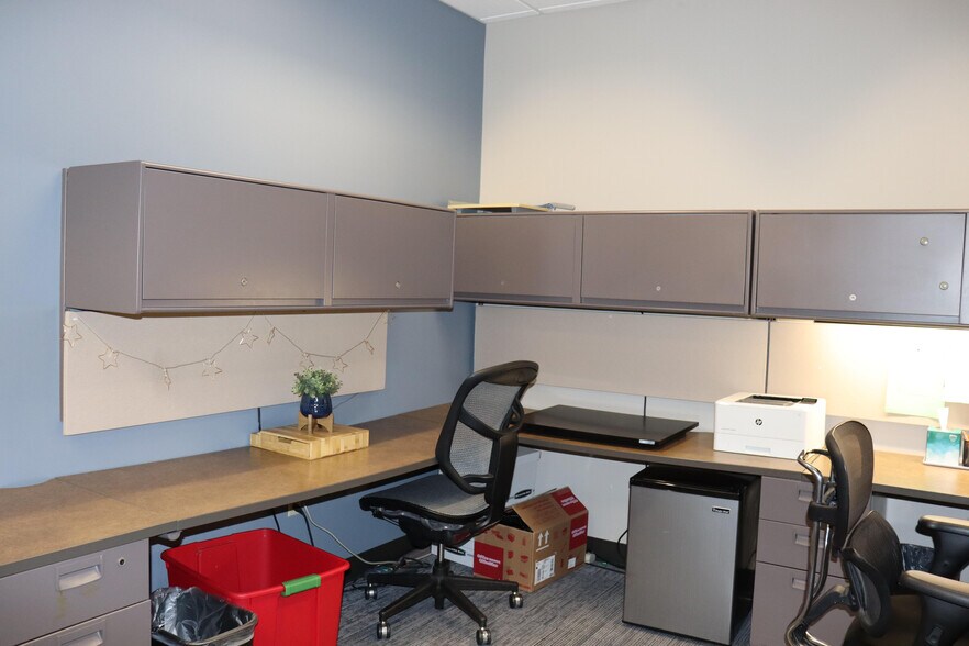 More Photos Of 24076 SE Stark St, Gresham Medical For Lease