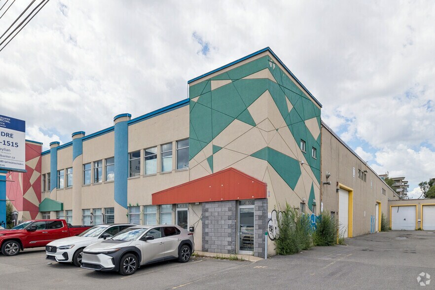 More Photos Of 6125-6185 Boul Métropolitain E, Montréal Warehouse For Sale