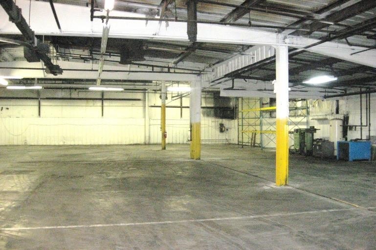 More Photos Of 1100 Industrial Blvd, Albion Manufacturing For Sale