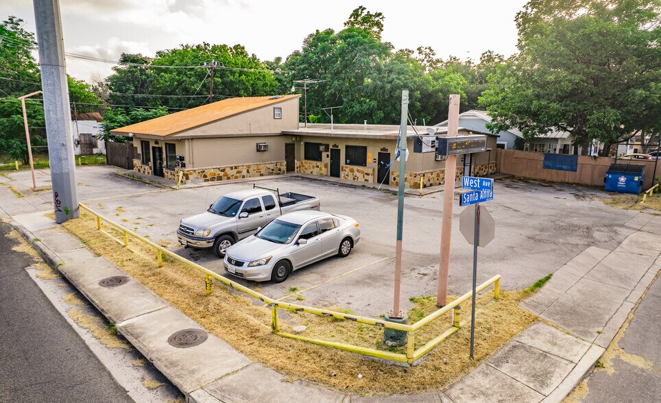 More Photos Of 1006 West Ave, San Antonio Freestanding For Sale