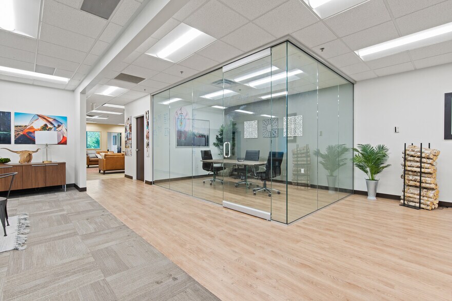 More Photos Of 5255 N Edgewood Dr, Provo Office For Lease