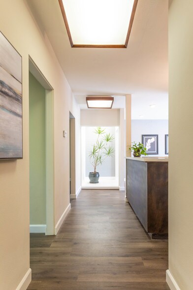 More Photos Of 1258-1262 Harvard Ave, Claremont Medical For Lease