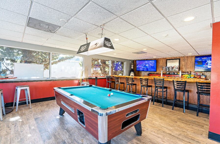 More Photos Of 850 Quintana Rd, Morro Bay Restaurant For Sale
