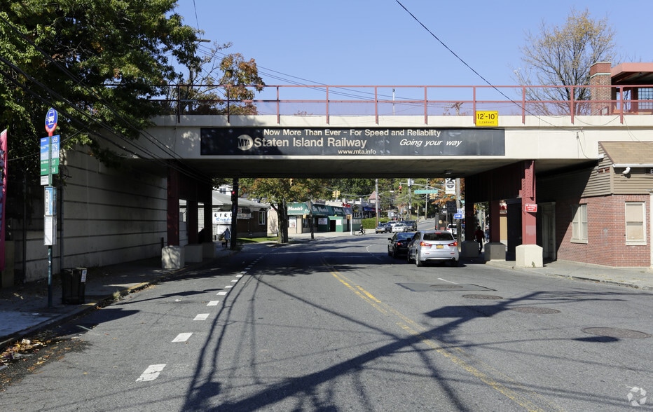 More Photos Of 3845 Richmond Ave, Staten Island Storefront Retail Office For Lease