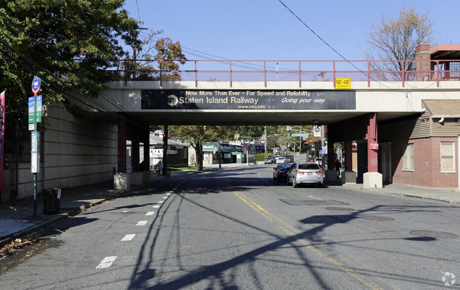 More Photos Of 3845 Richmond Ave, Staten Island Storefront Retail Office For Lease