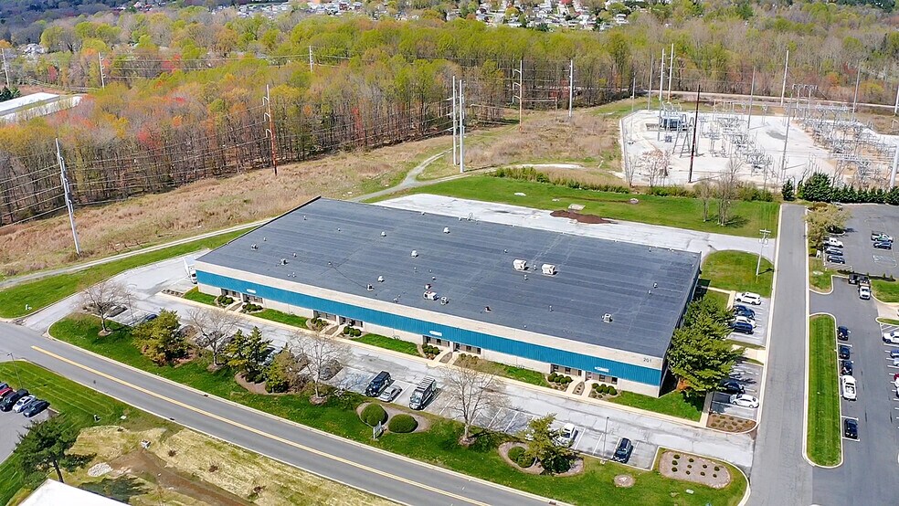 More Photos Of 201 Ruthar Dr, Newark Industrial For Sale