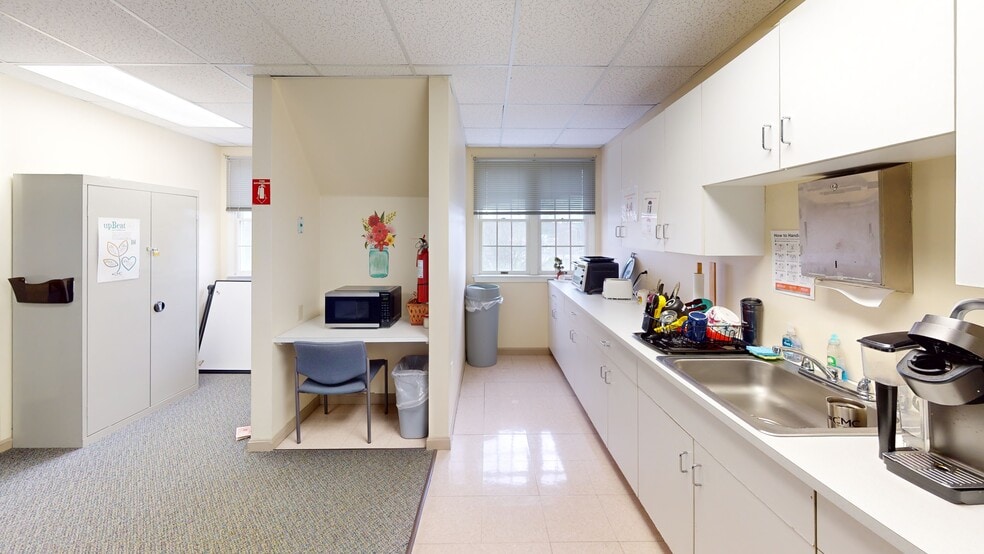 More Photos Of 769 S Main St, Manchester Office For Sale