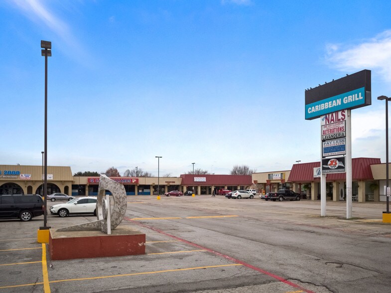 Primary Photo Of 3068 Forest Ln, Dallas Unknown For Lease