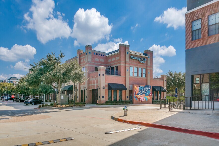 More Photos Of 120 Main St, Highland Village Apartments For Lease