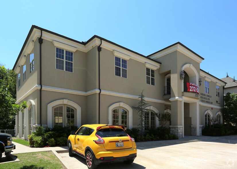 Primary Photo Of 2123 S Atlanta Pl, Tulsa Office For Lease