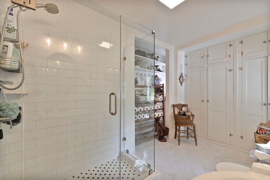 More Photos Of 68 Church Hill Rd, San Andreas Flex For Sale