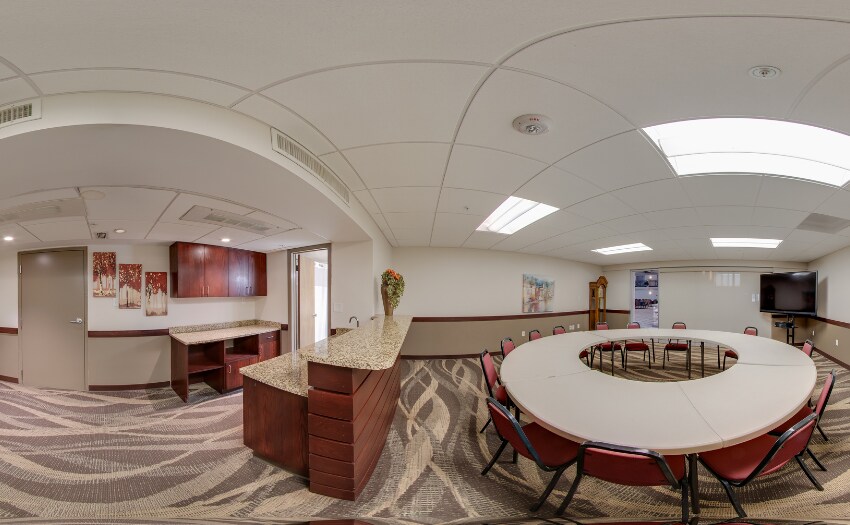 More Photos Of 265 33rd Ave, Columbus Hotel For Sale