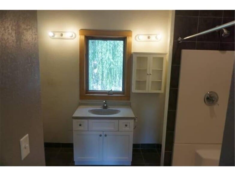 More Photos Of 520 S 2nd St, Mankato Multifamily For Sale