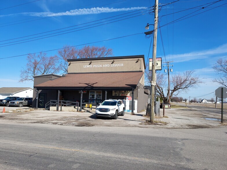 More Photos Of 5792 Lewis, Ida Convenience Store For Sale