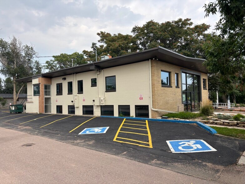 More Photos Of 218 E Willamette Ave, Colorado Springs Office For Sale