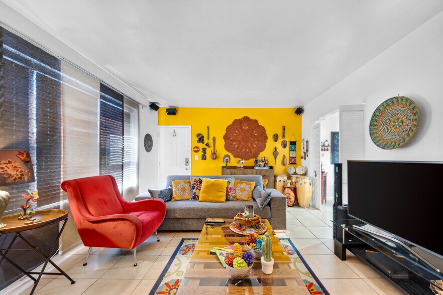More Photos Of 1580-1590 SW 6th St, Miami Apartments For Sale