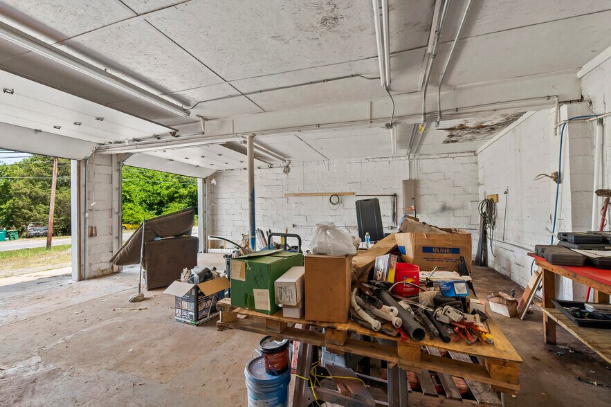 More Photos Of 5326 Main St, Walkertown Service For Sale
