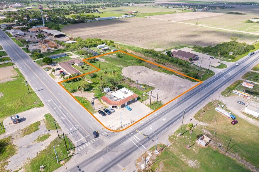 More Photos Of 121 Military Hwy, Progreso Freestanding For Sale