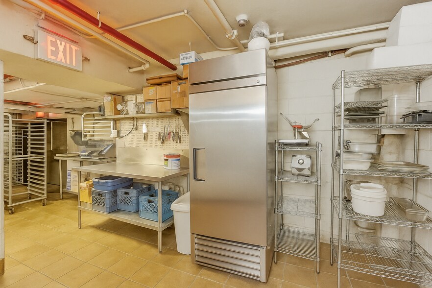 More Photos Of 37 Bowdoin St, Boston Specialty For Sale