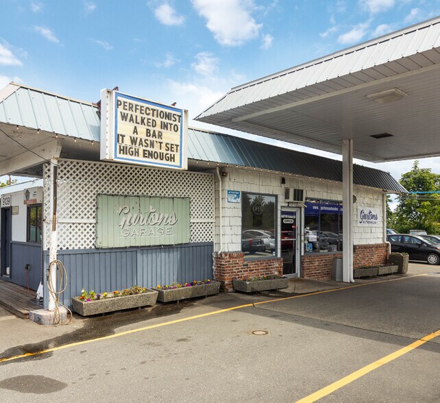 More Photos Of 9139 E Saanich Rd, North Saanich Auto Dealership For Sale