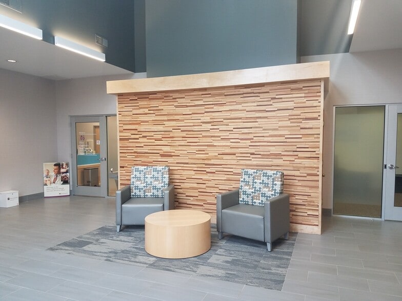 More Photos Of 415 E Cook Rd, Fort Wayne Office For Lease