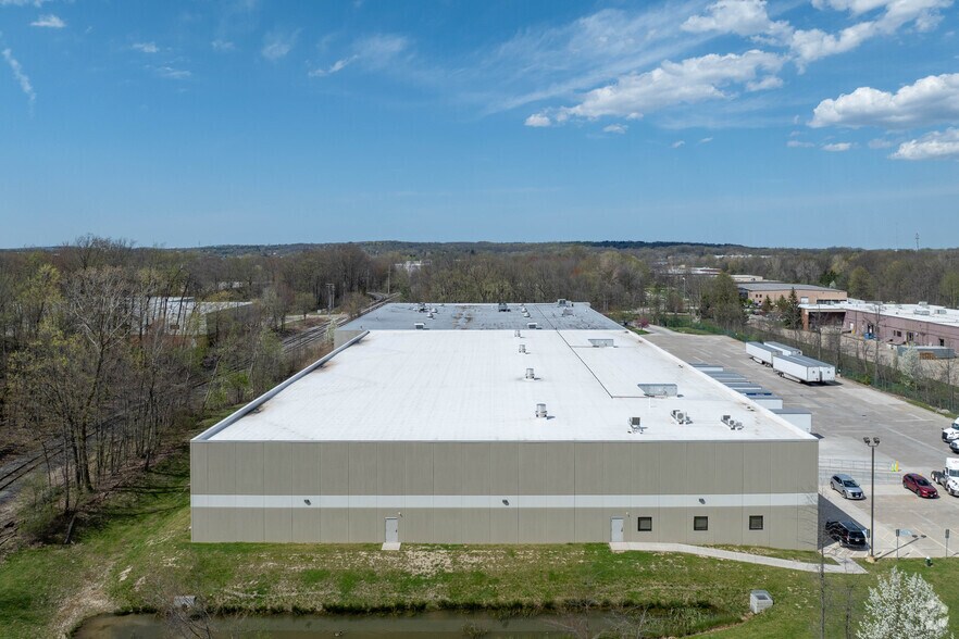 More Photos Of 6575 Davis Industrial Pky, Solon Distribution For Lease