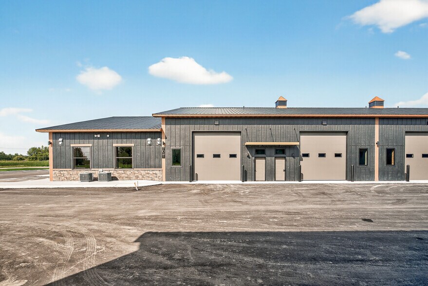 More Photos Of 7040 Kaeding Ln NE, Albertville Industrial For Sale