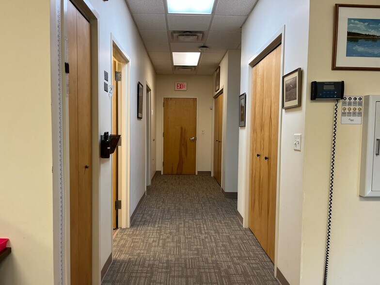 More Photos Of 188 Medical Park Dr, Brevard Medical For Lease