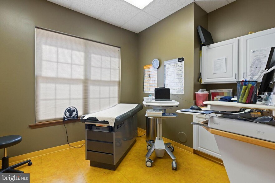 More Photos Of 251 Lewis Ln, Havre De Grace Medical For Sale