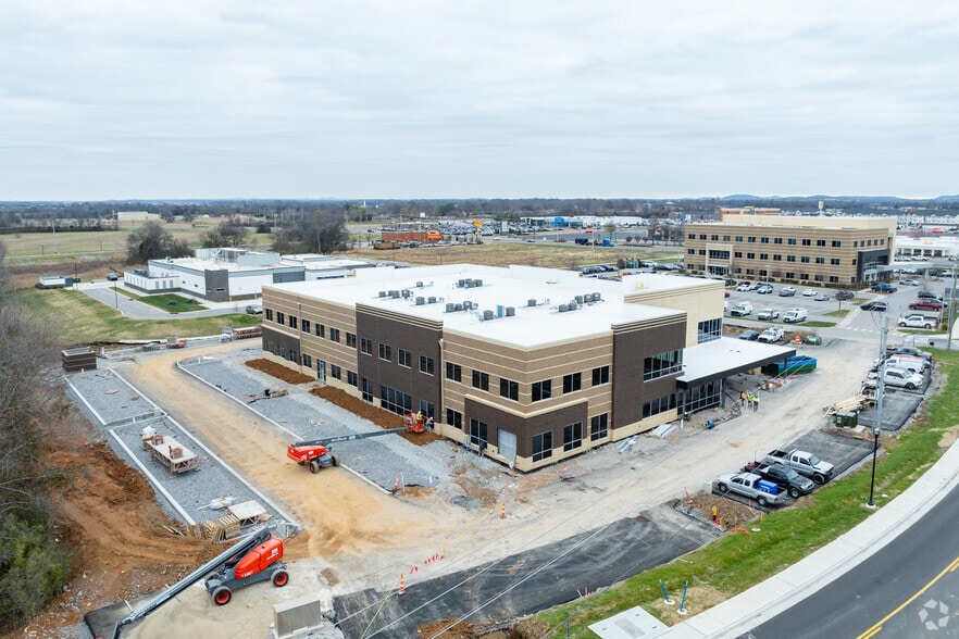 More Photos Of 115 Willard Hagan Dr, Lebanon Office For Lease