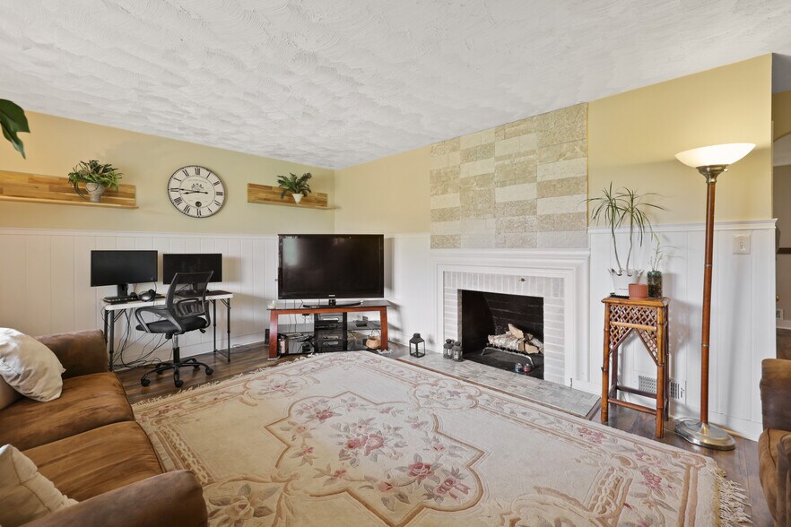 More Photos Of 3904 E Joppa Rd, Nottingham Flex For Sale