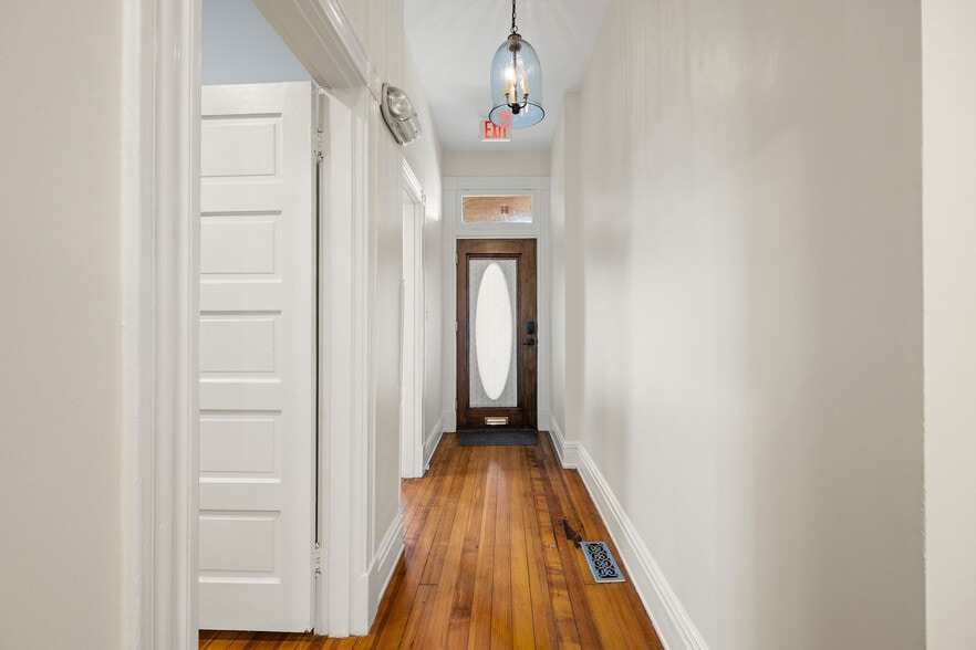 More Photos Of 5 S Adams St, Richmond Office For Sale