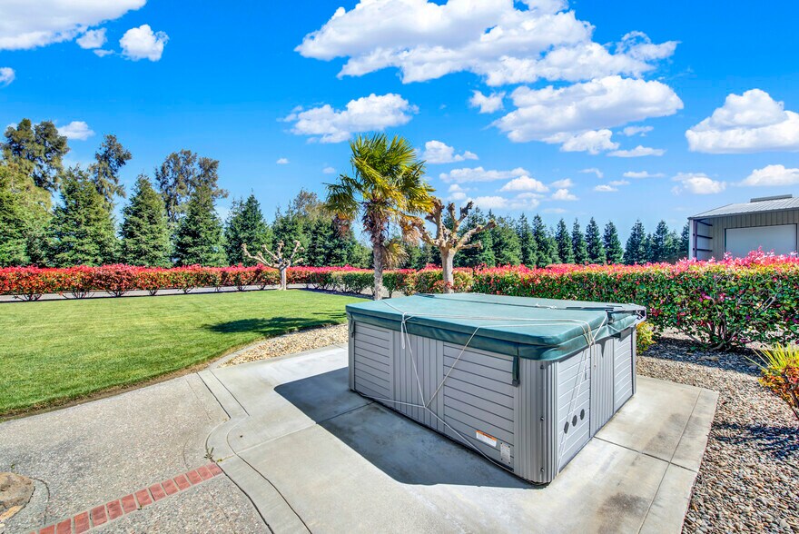 More Photos Of 5050 Melissa Ln, Vacaville Light Manufacturing For Sale