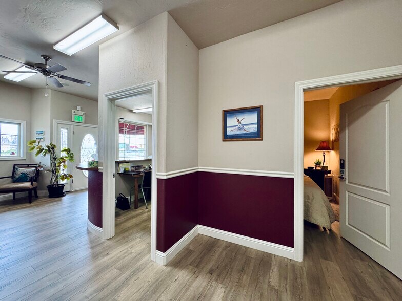 More Photos Of 2976 W Center St, Anderson Medical For Sale