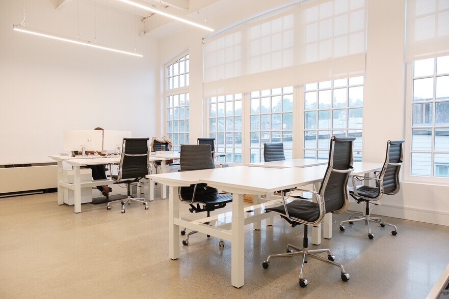 More Photos Of 3 W Main St, Irvington Office For Lease
