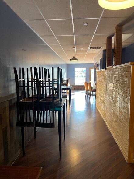 More Photos Of 16842 E Parkview Ave, Fountain Hills Restaurant For Lease