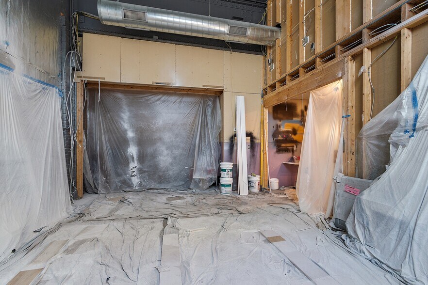 More Photos Of 260-276 Lynnway, Lynn Manufacturing For Sale