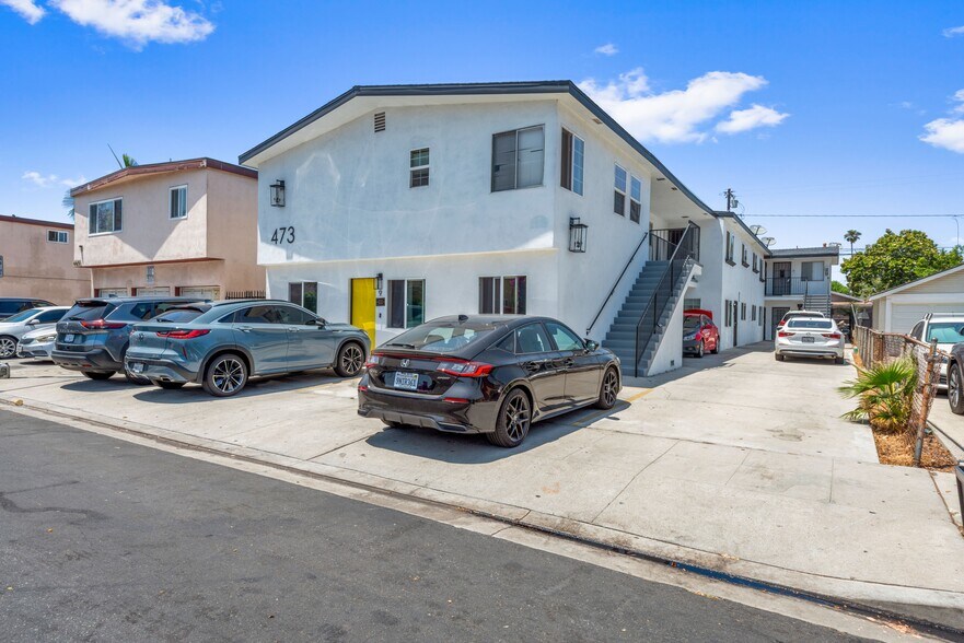 More Photos Of 473 E 55th St, Long Beach Apartments For Sale