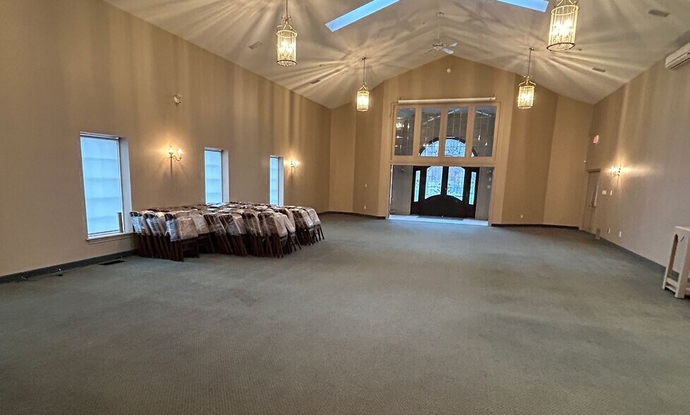 More Photos Of , St Catharines Unknown For Sale