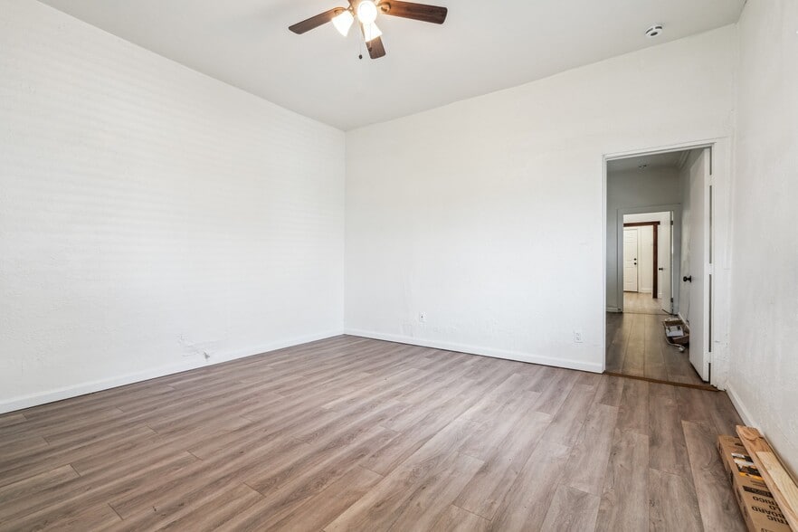 More Photos Of 2123 W Park Pl, Oklahoma City Specialty For Sale