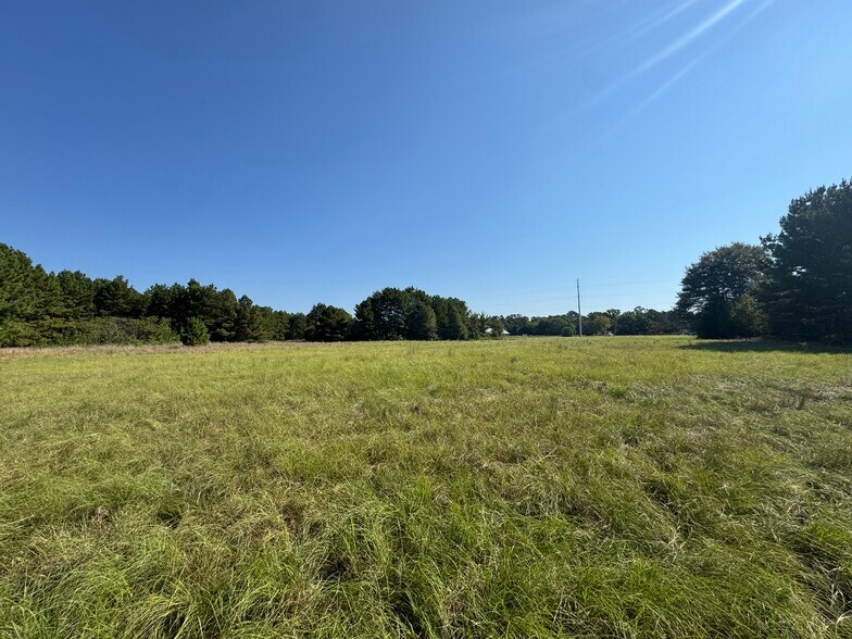 More Photos Of 627 N Hwy 287, Elkhart Land For Sale