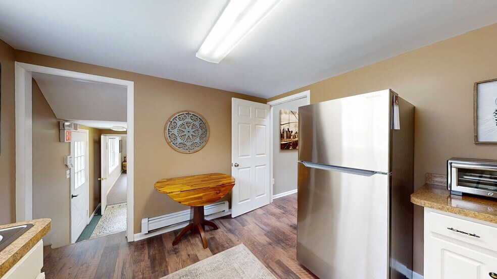 More Photos Of 172 Tuckerton Rd, Medford Office For Sale