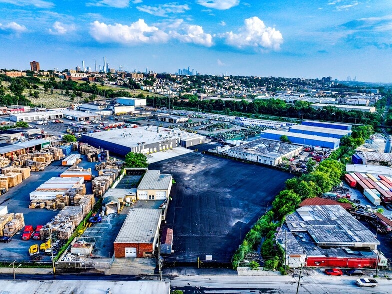 More Photos Of 83 Broad Ave, Fairview Warehouse For Lease